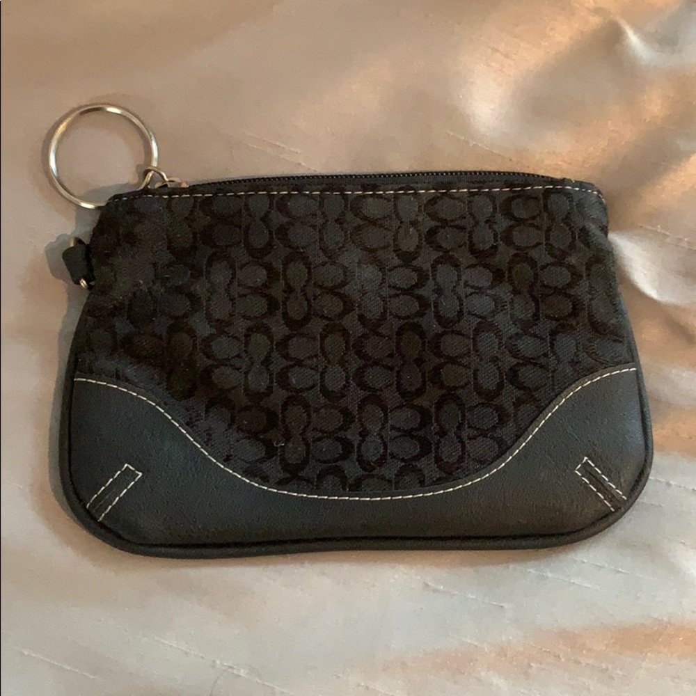 πHPπ Black Coach Wristlet - Picture 1 of 6